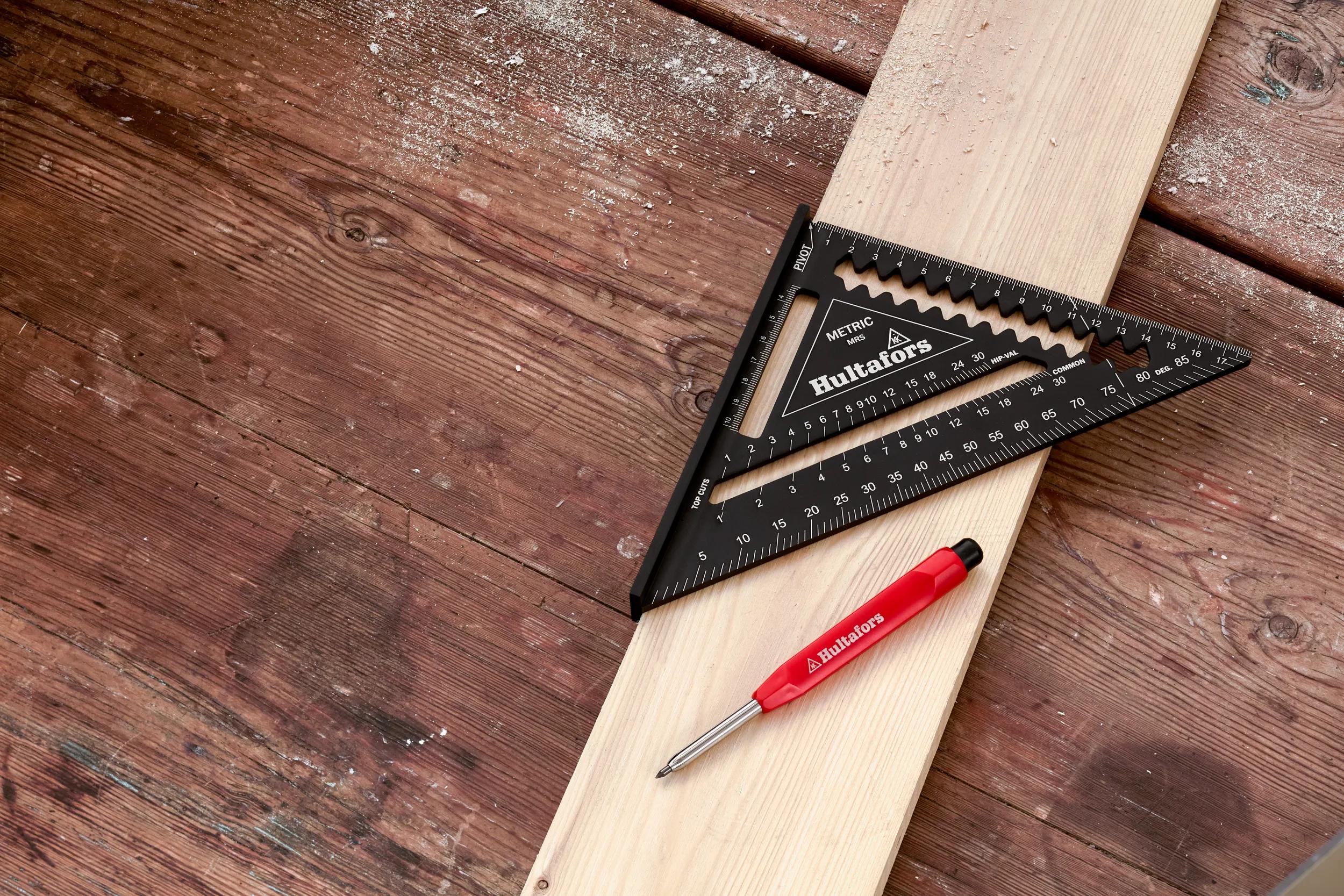 257010 Rafter Square